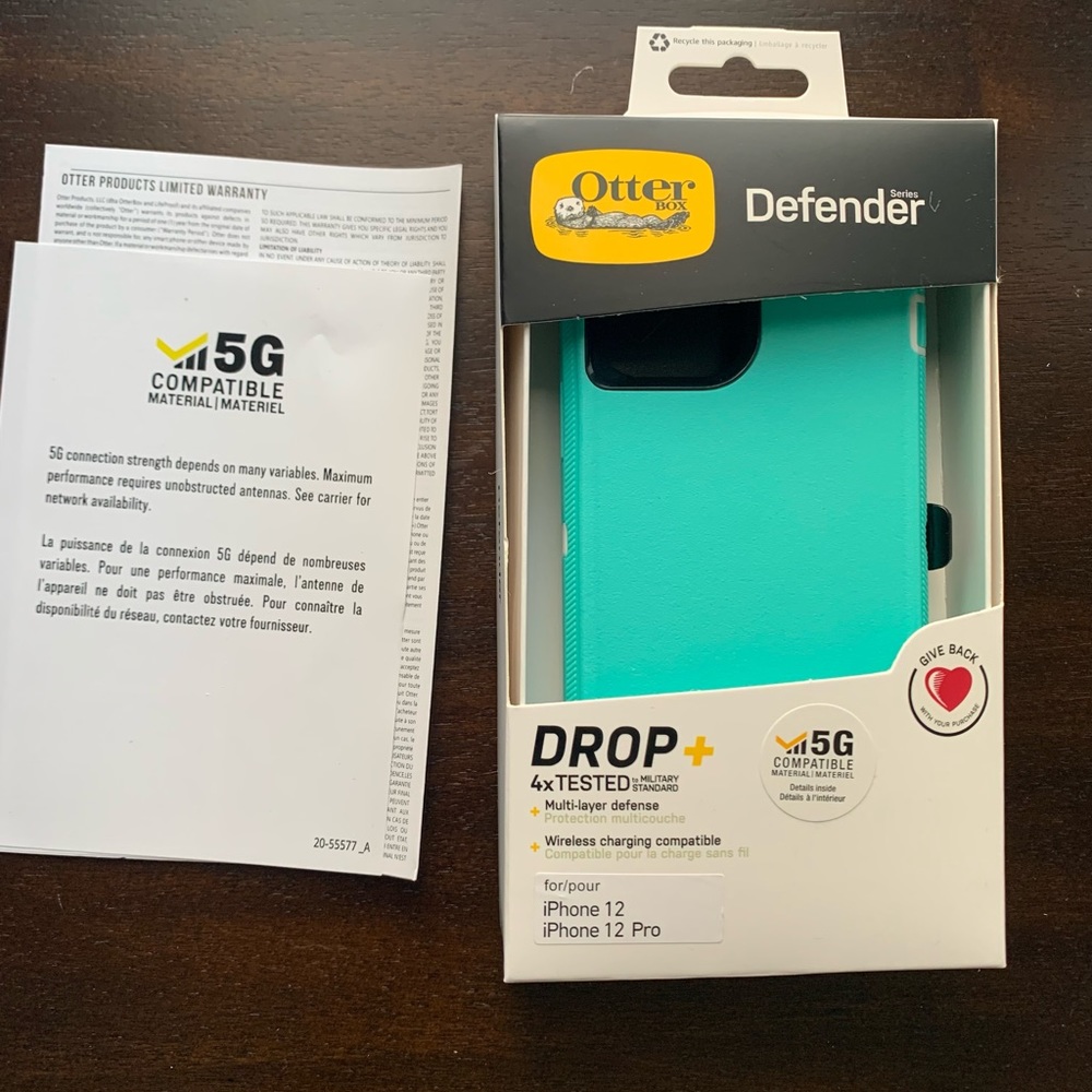iPhone 12 and iPhone 12 Pro otterbox defender case